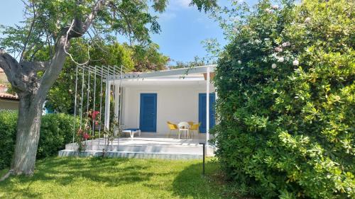 Trezene Village - image 14