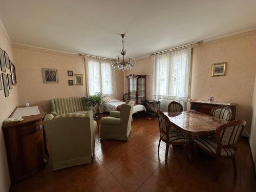 Residenza d'autore a Reggio Emilia Residenza d'autore a Reggio Emilia