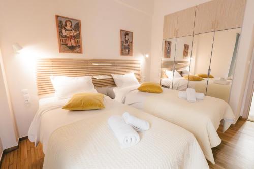 Cozy koukaki apartment - image 5