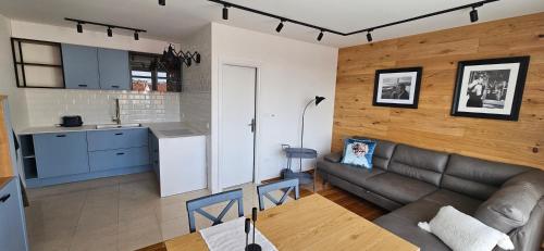 virtuve, Apartment Blue Green Virovitica in Rezovac