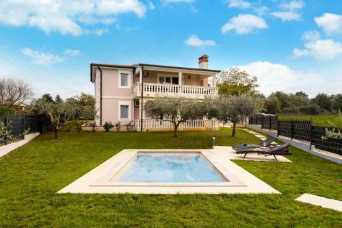 Two-Bedroom Apartment with Private Pool