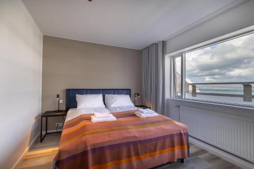 Deluxe Oceanview Studio with balcony image 7