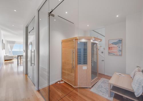 Henley Beachfront Luxury Home With Private Pool, Spa And Sauna! in Henley Beach