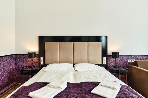Standard Triple Room image 5