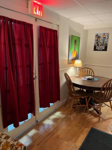 Art Gallery Hostel in Whitefield