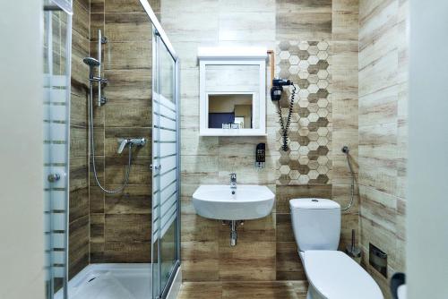 Hotel Pension Baron am Schottentor - image 10