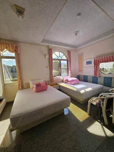 O-Sun-Win Hotel in Meishan Township