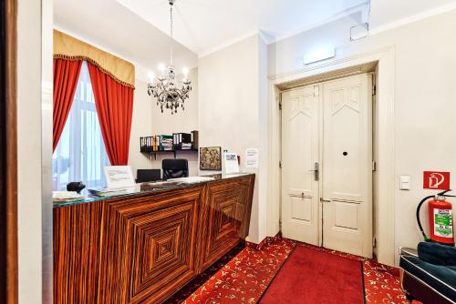 Hotel Pension Baron am Schottentor, Vídeň (fotografie 8)