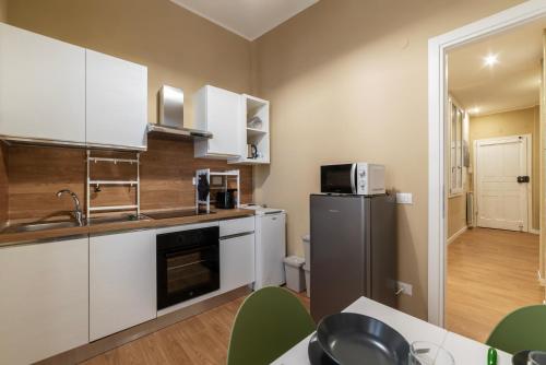 San Giovanni Laterano Apartment, Rome (photo 6)
