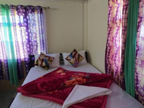 Lodenla Homestay By StayApart in Paren Godak Khasmahal
