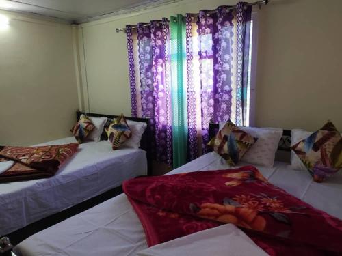 Lodenla Homestay By StayApart in Paren Godak Khasmahal