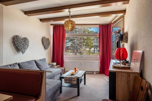 Superior One-Bedroom Apartment with Balcony