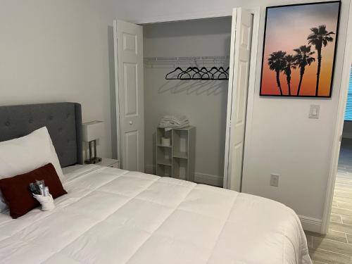 Cozy LeHigh Extended Stay near Florida Repertory Színház