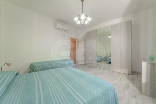 Two-Bedroom Apartment with Balcony image 10