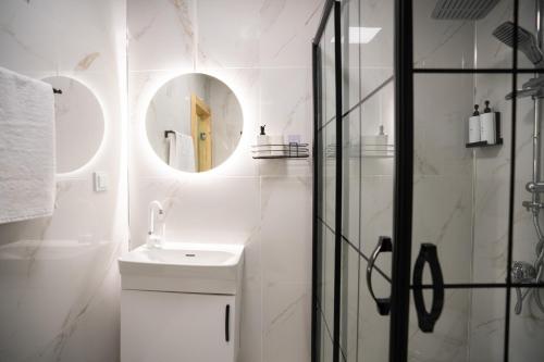 Superior Double Room image 1