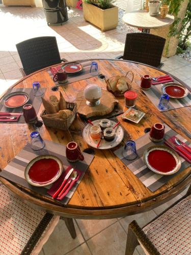 B&B Le Mas Des Chenes in Vacquieres