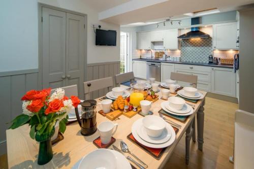 Crossjack Cottage in Cowes Medina