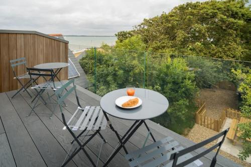 Rotherwood, Gurnard Seafront in Cowes West and Gurnard