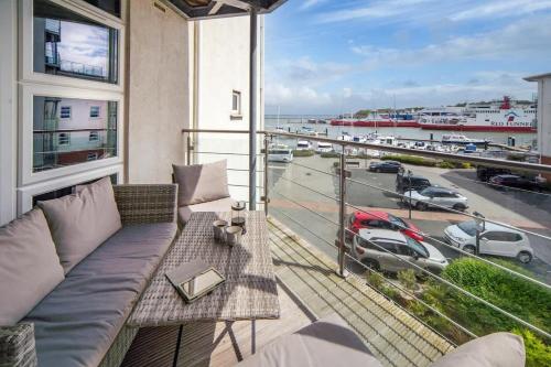 Coastal View Apartment in Cowes Medina