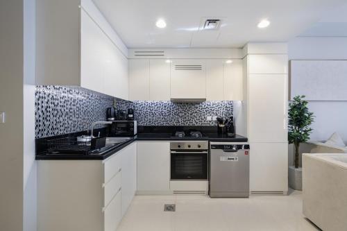 Aliving Luxury Furnished 2BR apartment Business Bay, Dubaj (zdjęcie 10)