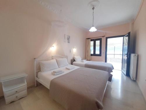 pension holidays studios