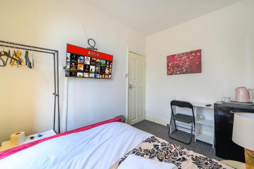 -RD15CFA- For Relaxed and Cosy stay with Free Parking, Leeds (Foto 10)