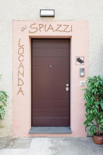 Viesnīcas āriene, Locanda Gli Spiazzi in Rogno