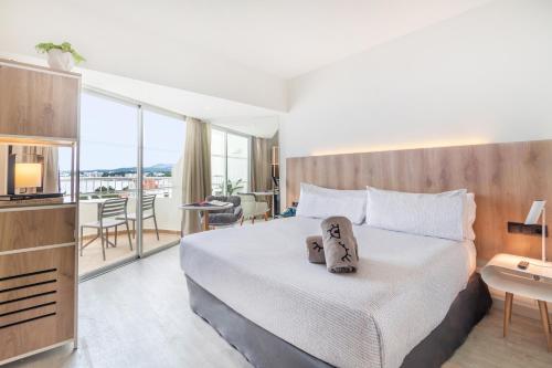 2 INNSIDE ROOM INTERCONNECTED SEA VIEW