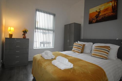 Sefton House Liverpool By Smart corporate Stays