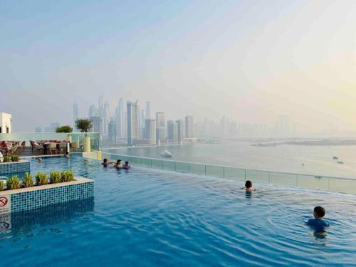 Fully-equipped studio Palm Jumeirah, Seven, Dubaï (photo 9)