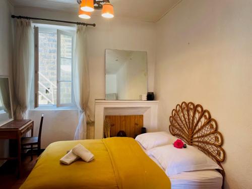 Maison centre village ZONZA gîte à louer Paccionitoli