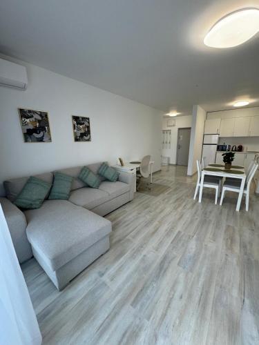 Ava Towers Accommodation 1-2 Bdm by GAP with Parking Ava Towers Accommodation 1-2 Bdm by GAP with Parking