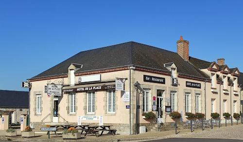Hôtel de la Place Hotel de charme Châteauneuf-sur-Loire