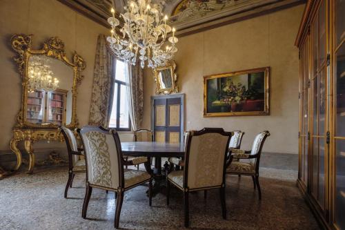Palazzo Ca' Bernardo By Francesco Molon 3