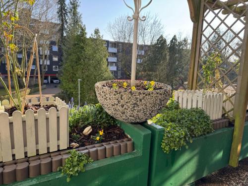 200 qm Wohnug mit Sonnenterrasse und Wintergarten