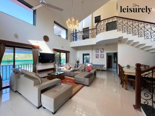 Stay Leisurely Havenwood Villa 4BHK, Lonavala in Kune Village