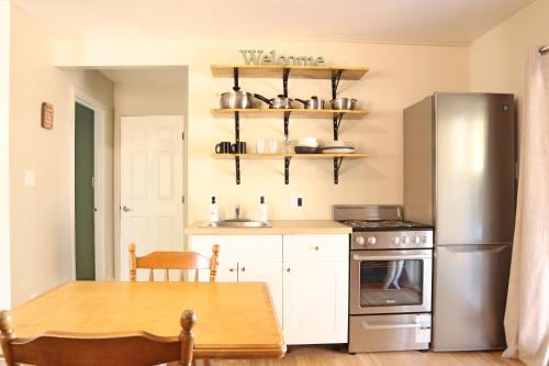 Konyha, Lakepoint Cottage Resort in Barrys Bay (ON)