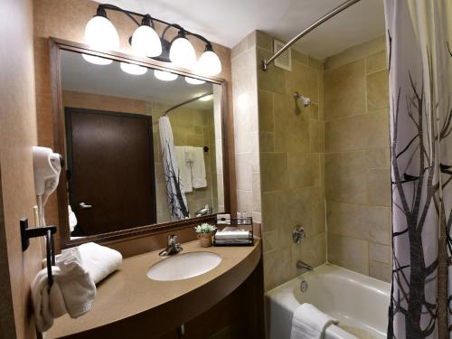 Clifty Inn - image 3
