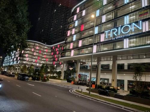 Trion Kuala Lumpur Infinity Pool near KLCC(1-6pax) - image 14