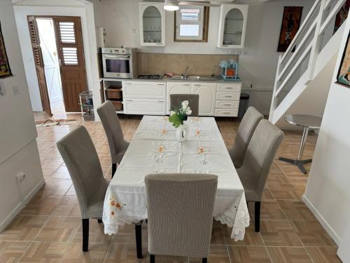 Villa lumineuse au Lamentin in Le Lamentin