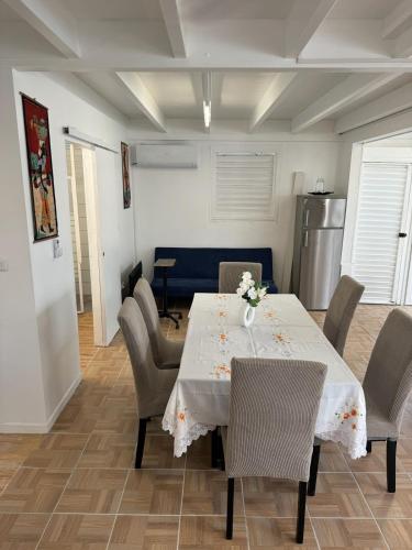 Villa lumineuse au Lamentin in Le Lamentin