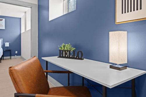 Modern Space in the Vibrant Louisville #110 - image 9