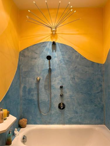 ห้องน้ำ, Allein 250qm im letzten Stock, Ausblick & Sauna, bei Salzburg in ไฟรลาสซิง