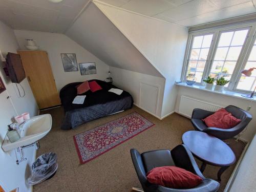 1 queen bed