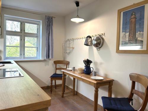 Apartment image 5