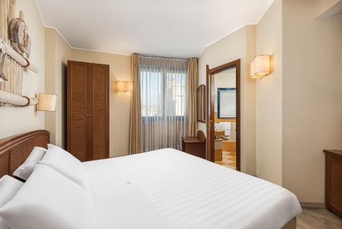 2 twin beds