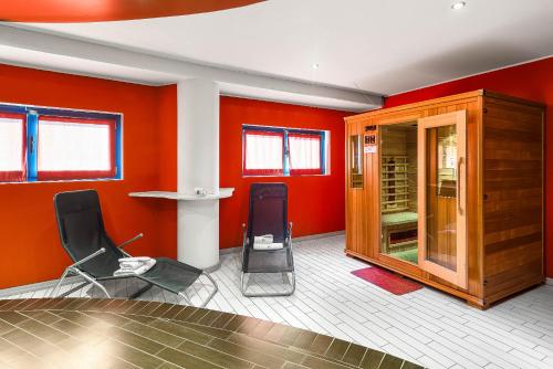 Welcome Hotel - image 2