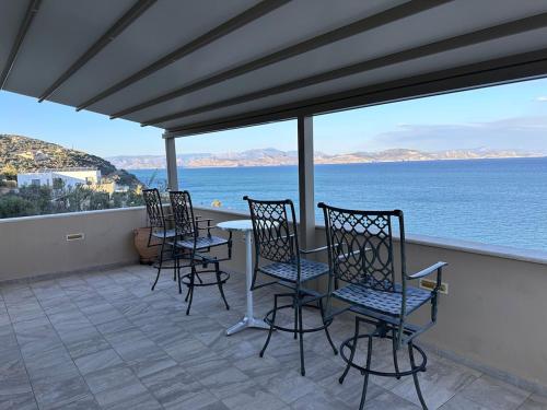 ระเบียง/ชานเรือน, Cliff House #2 in กลางเมืองไซโรปิกาโด