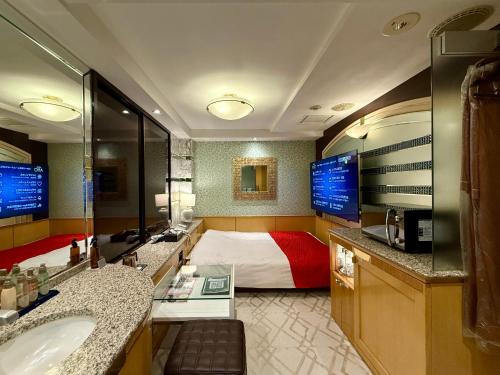Superior Double Room image 3