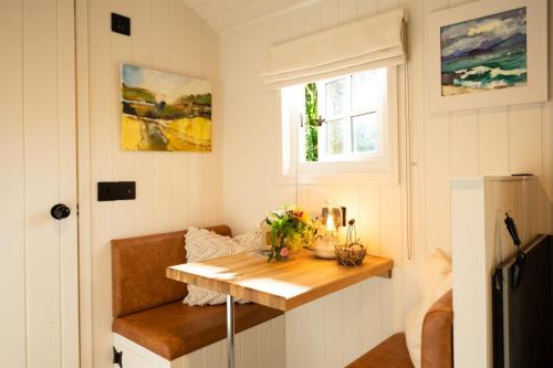 Cosy Cute Cabin with Large Veranda & Outdoor Bath, Glasgow (fotografie 10)